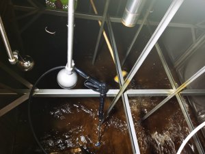 二次供水水箱如何清洗消毒？不銹鋼水箱多久清洗一次？